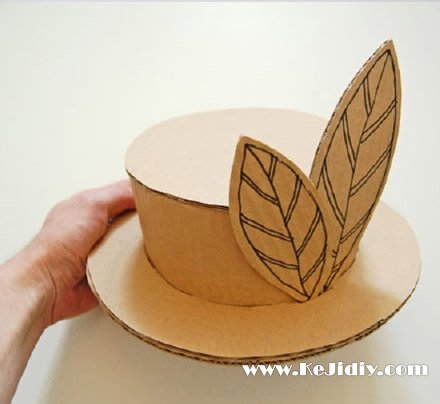 硬纸板制作儿童玩具帽子的方法 - www.kejidiy.com