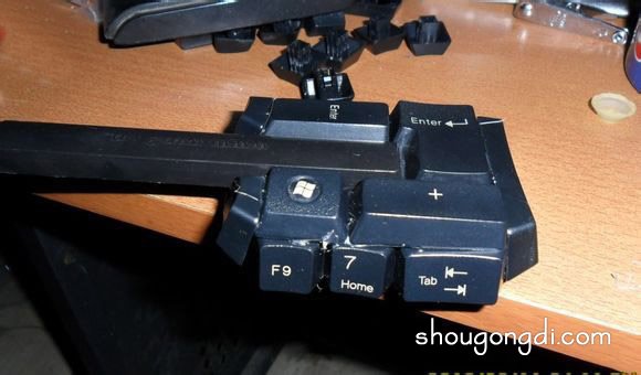 废键盘变废为宝DIY手工制作坦克模型的教程 - www.shougongdi.com